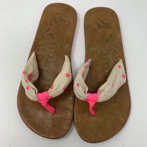 Report Star Flip Flops